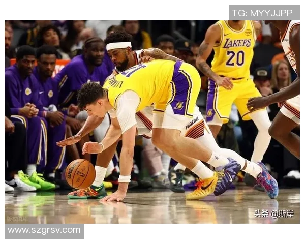 2011年9月13日火箭与湖人激战回顾球星对决引发的篮球盛宴