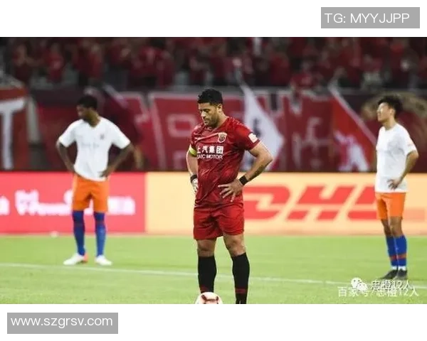 恒大与鲁能比赛中越位进球引发争议边裁判罚成为焦点